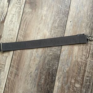 Tokidoki Bag Strap 34”. Pictures are shown folded